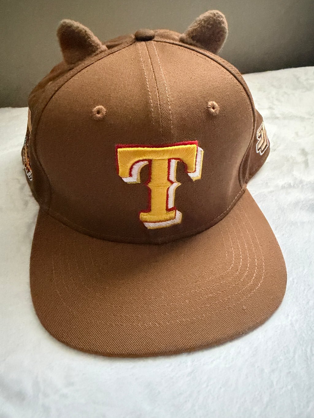 Teesmanian devil hat